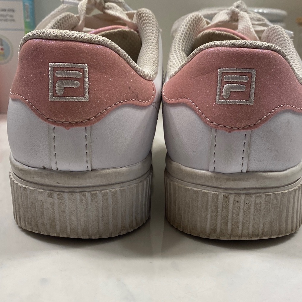 Fila Sneakers in White and Pink - Picture 2 of 5